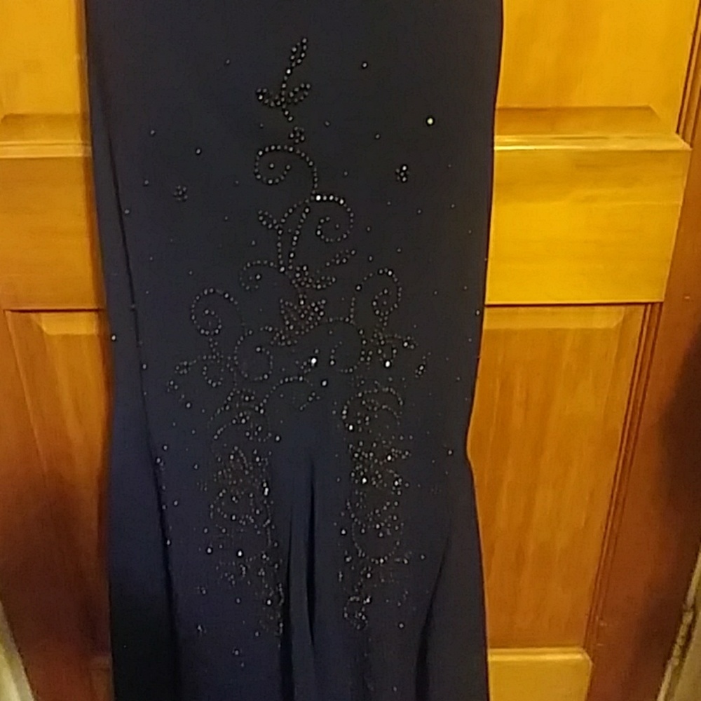 R&M RICHARDS - Picture 2 of 4